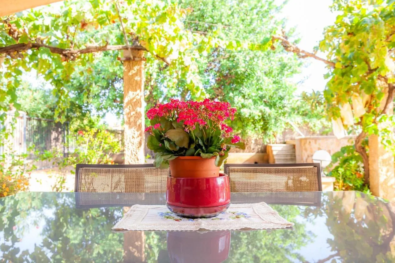 Villa Jacoba كالا موندراجو إسبانيا